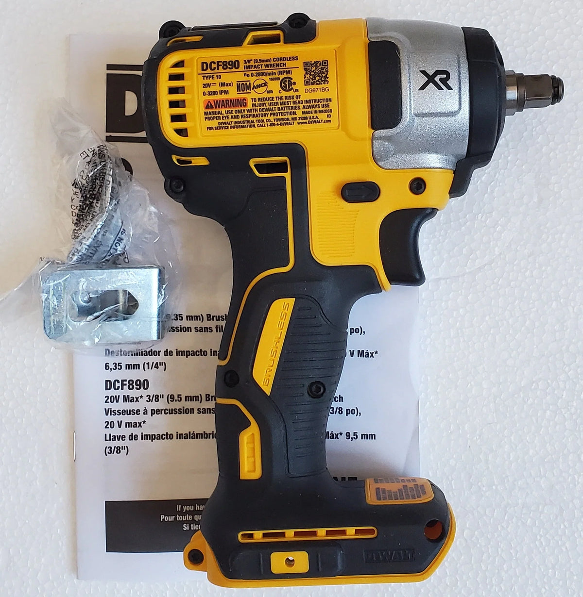 Dewalt DCF911B 20V MAX 1/2" Cordless Impact Wrench - Product image 1