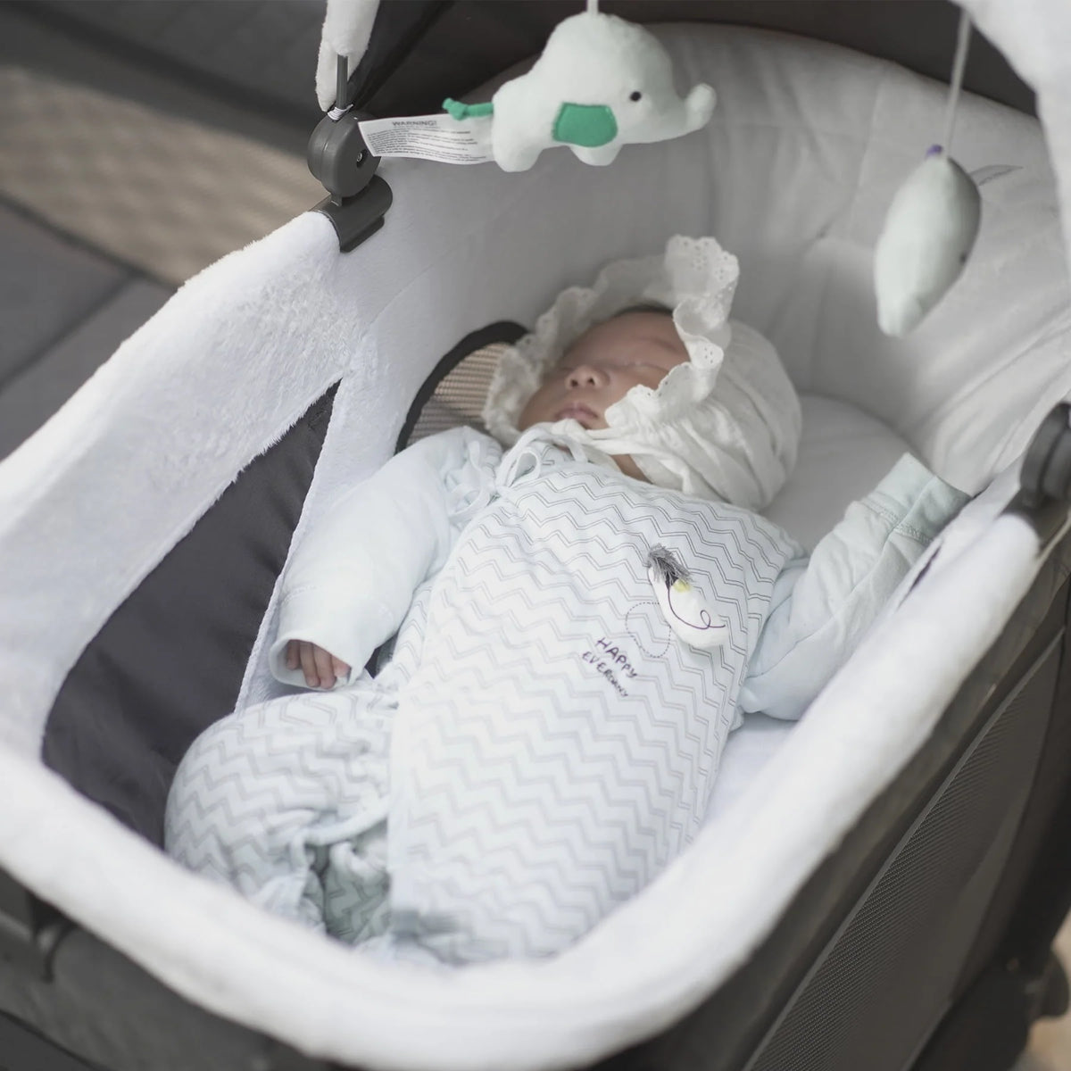 Pamo Babe Unisex Nursery Center Playard with Bassinet & Changing Table, Black - Product image 10