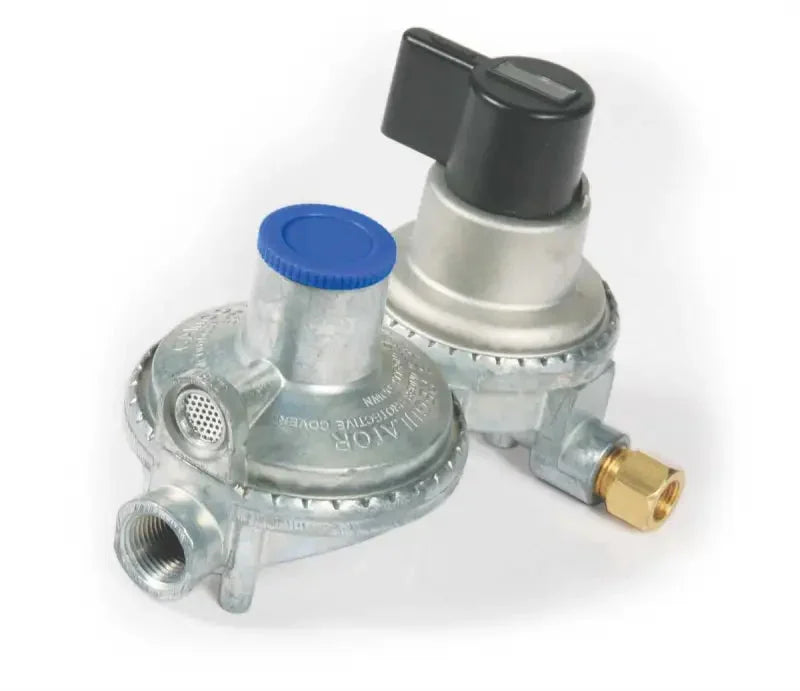 Camco 59002 Propanedouble-Stageauto-C